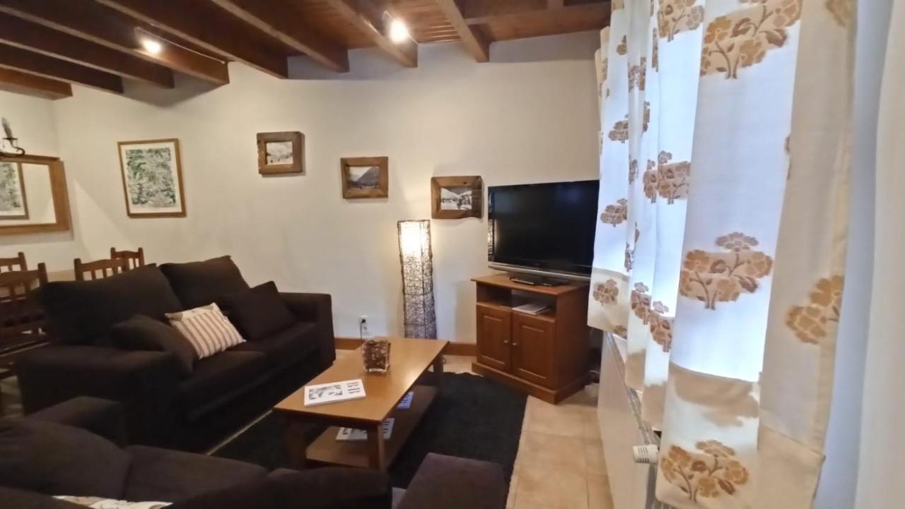 Tredos, Casa Adosada. Baqueira 外观 照片